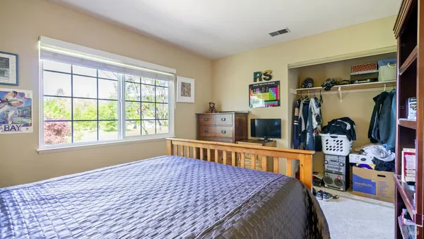 $929,900 | 868 Holly Avenue, Rohnert Park, CA 94928