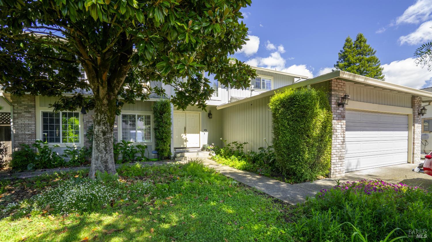 868 Holly Avenue Rohnert Park, CA 94928 - Photo 4 of 48