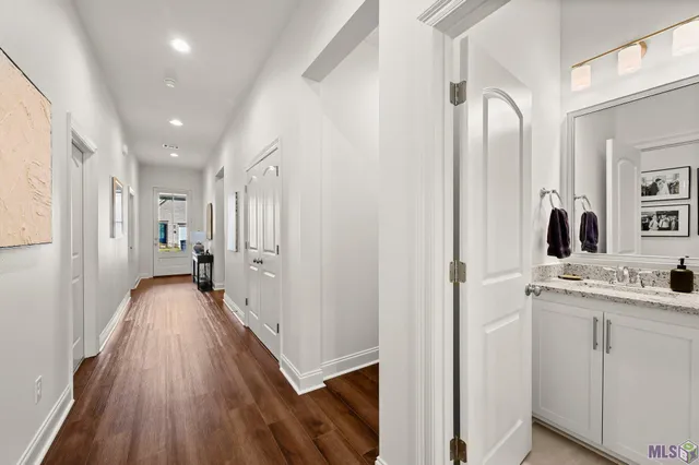 $359,500 | 9044 Magnolia Vw Drive, Baton Rouge, LA 70810