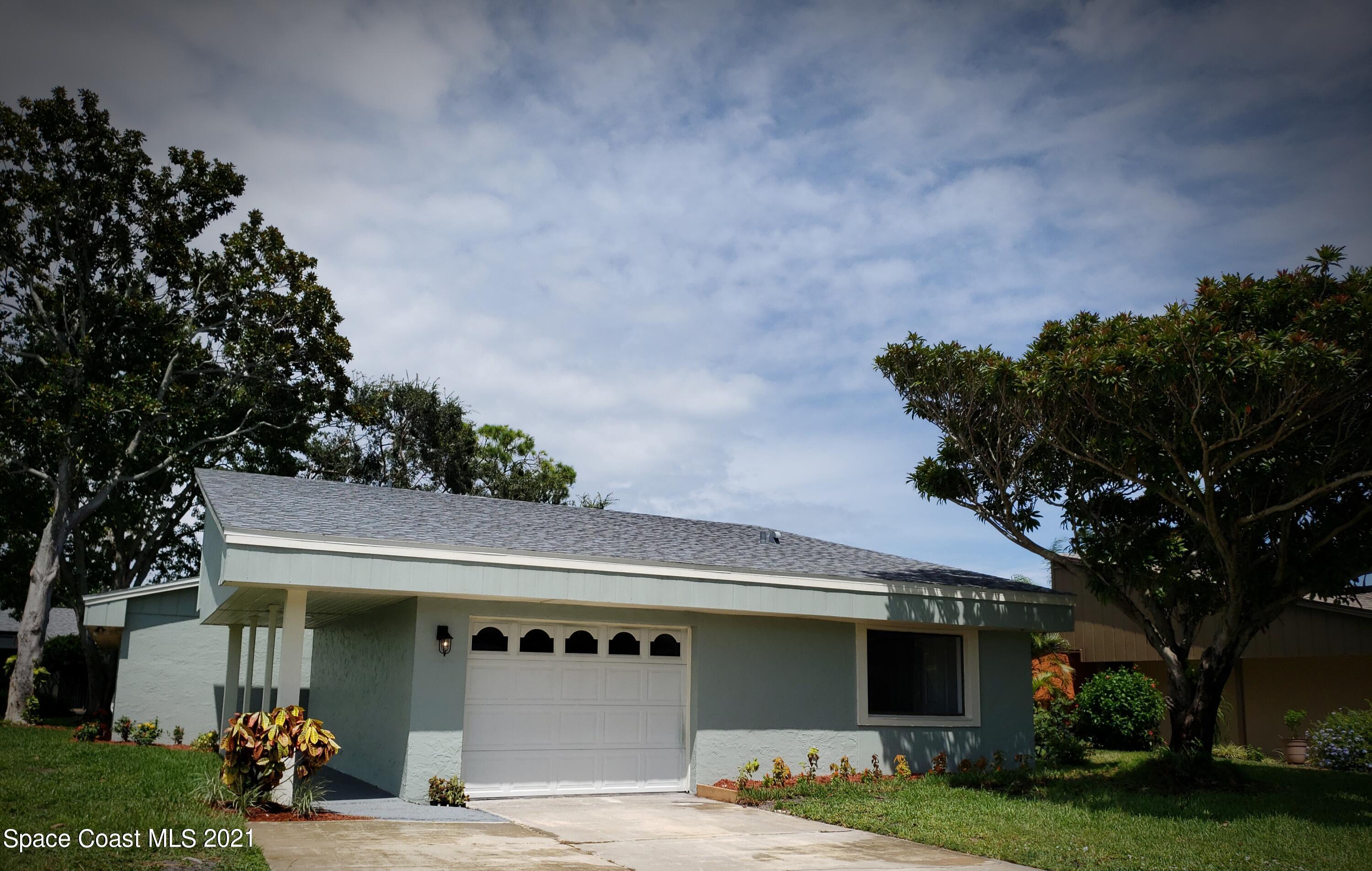 435 Myrtlewood Road Melbourne, FL 32940 - Photo 1 of 40 20210725_161125