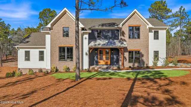 $915,000 | 160 Sugar Sand Lane, West End, NC 27376