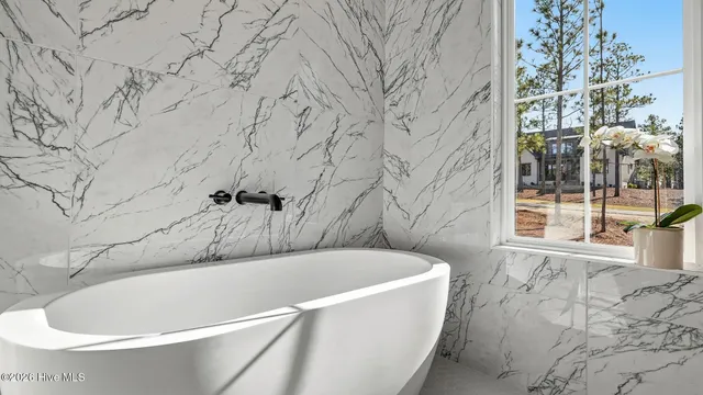 $915,000 | 160 Sugar Sand Lane, West End, NC 27376