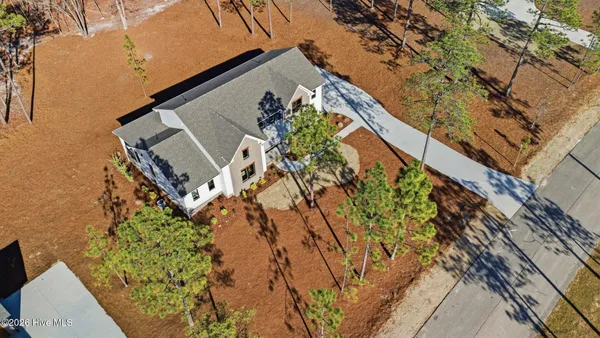 $915,000 | 160 Sugar Sand Lane, West End, NC 27376