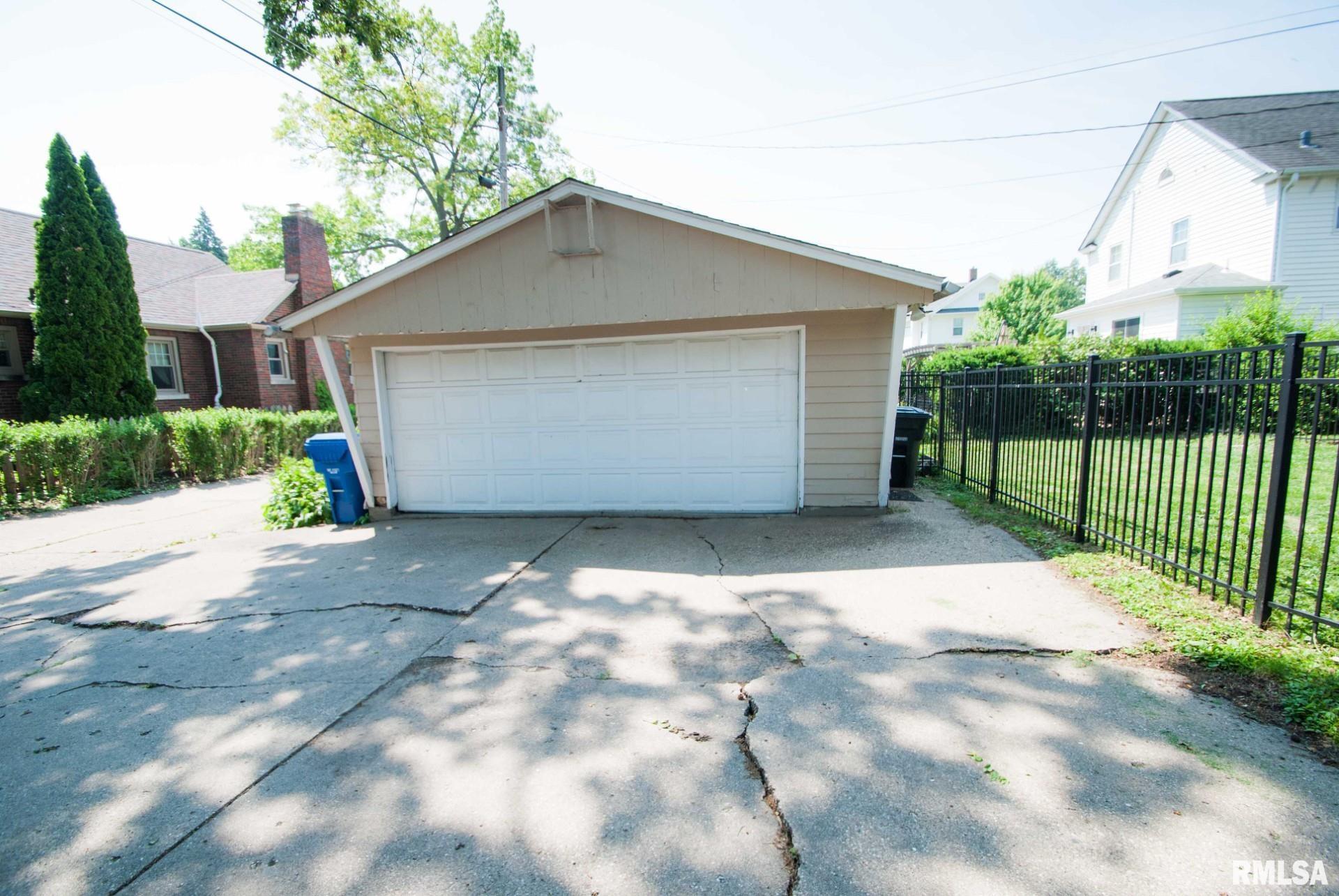 2326 13th Street Moline, IL 61265 - Photo 18 of 18 Gallery Image 18