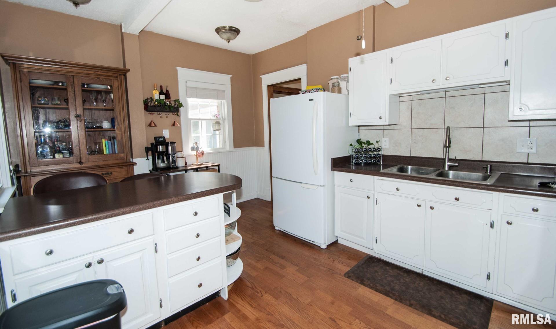 2326 13th Street Moline, IL 61265 - Photo 8 of 18 Gallery Image 8