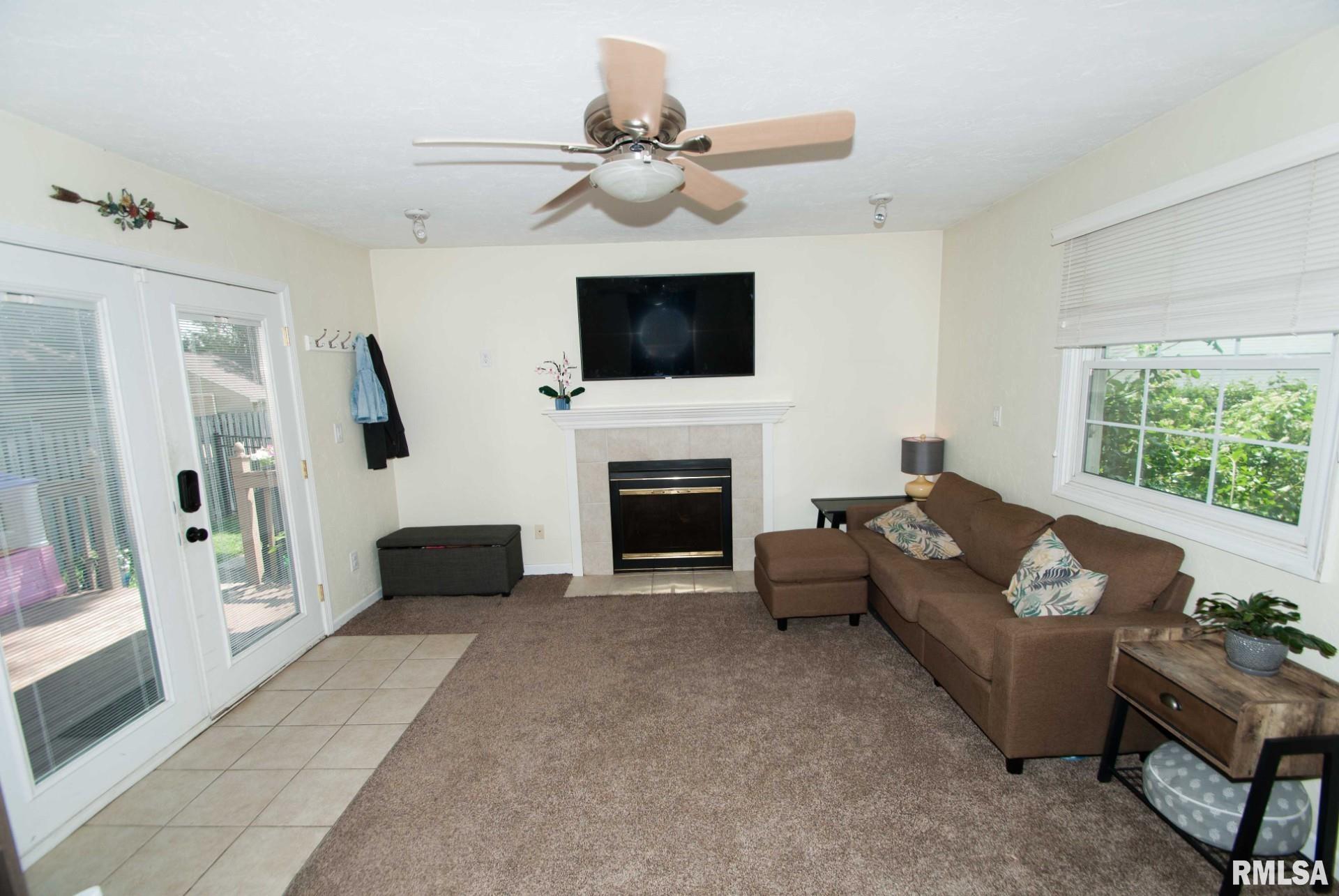 2326 13th Street Moline, IL 61265 - Photo 10 of 18 Gallery Image 10