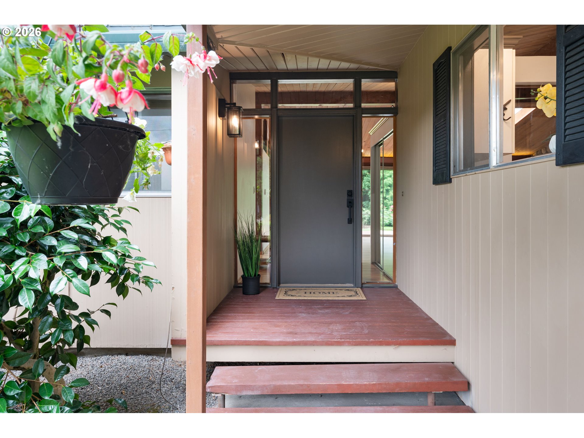 9324 Northeast Levee Road Portland, OR 97211 - Photo 5 of 45