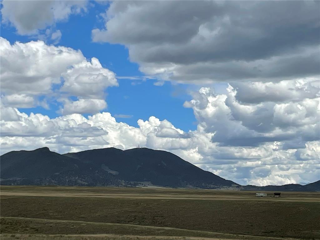 5127 Mesa Road Hartsel, CO 80449 - Photo 5 of 13 a view of a city