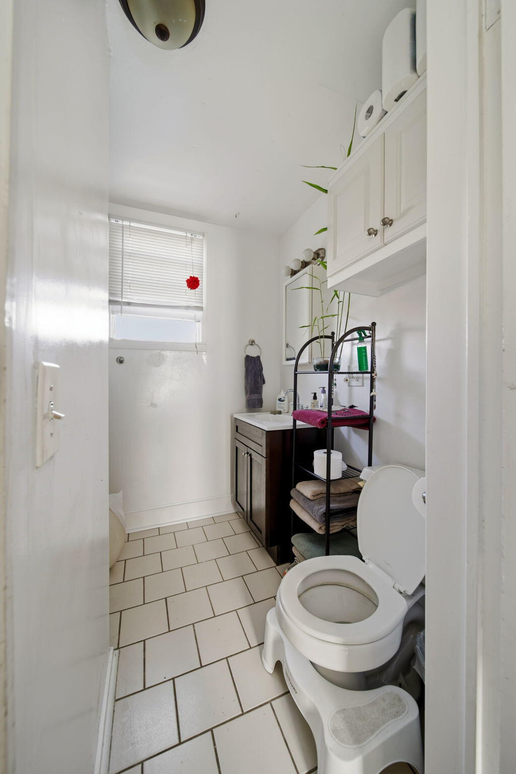 331 North Alisos Street Santa Barbara, CA 93103 - Photo 14 of 50 45-web-or-mls-331 N Alisos St SB-36