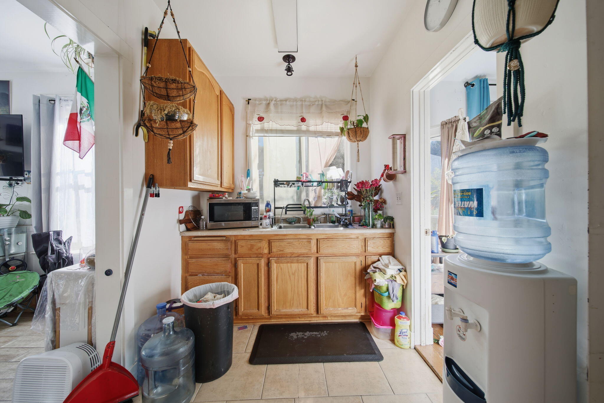 331 North Alisos Street Santa Barbara, CA 93103 - Photo 30 of 50 21-web-or-mls-331 N Alisos St SB-38