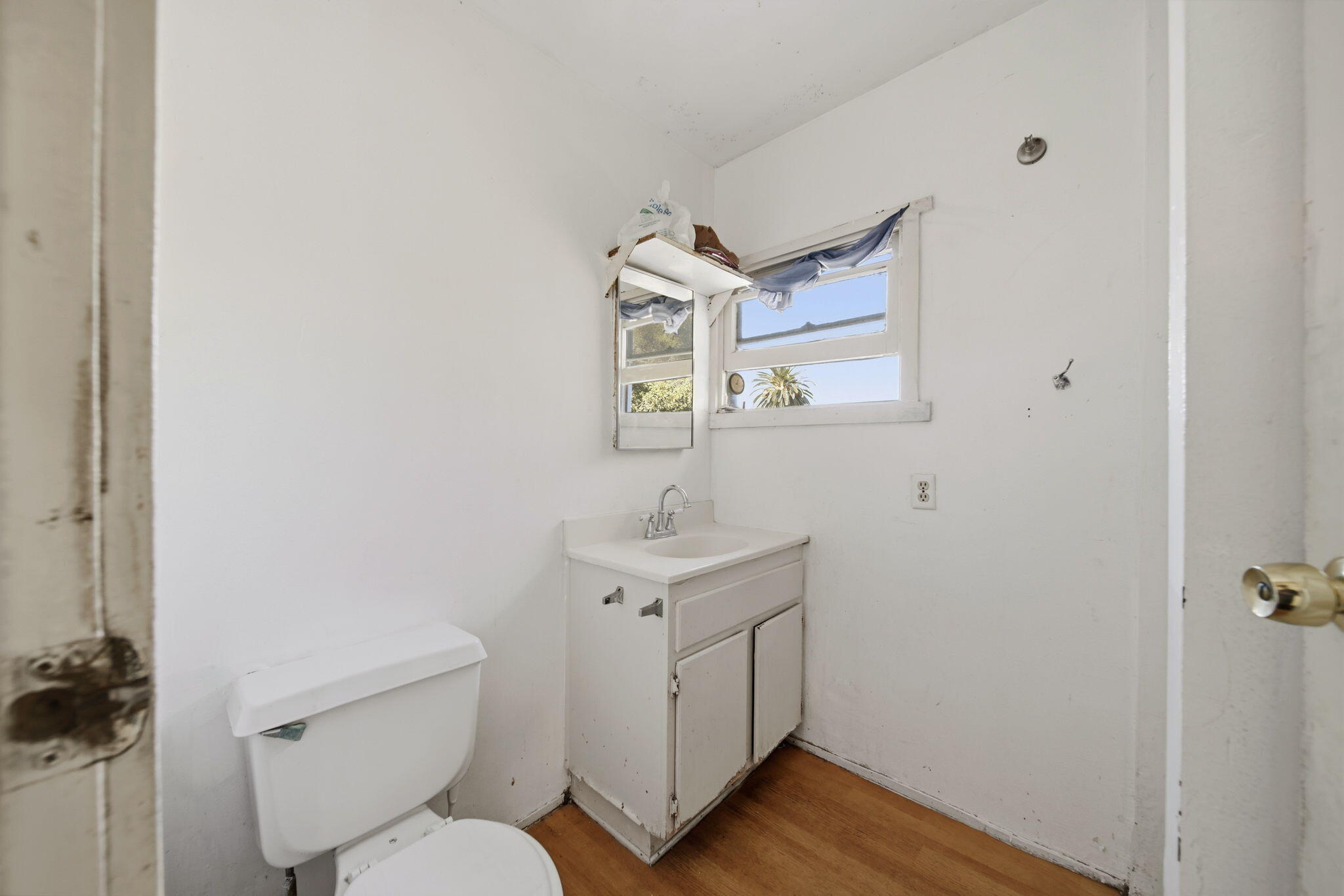 331 North Alisos Street Santa Barbara, CA 93103 - Photo 48 of 50 41-web-or-mls-331 N Alisos St SB-23