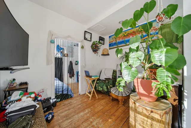 $2,000,000 | 331 North Alisos Street, Santa Barbara, CA 93103