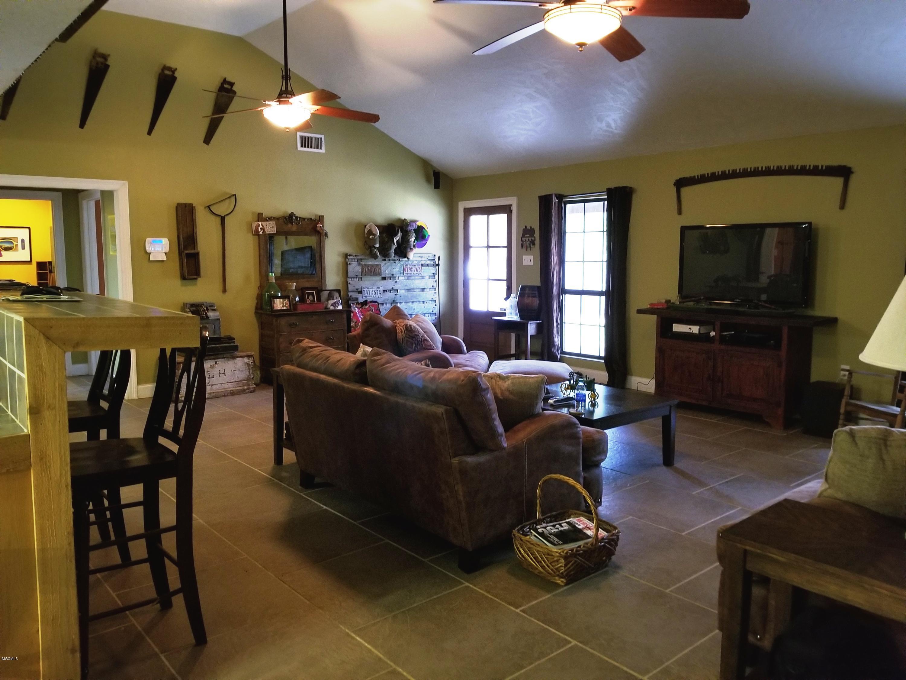 48 Baughman Road Poplarville, MS 39470 - Photo 5 of 20 20180205_153053
