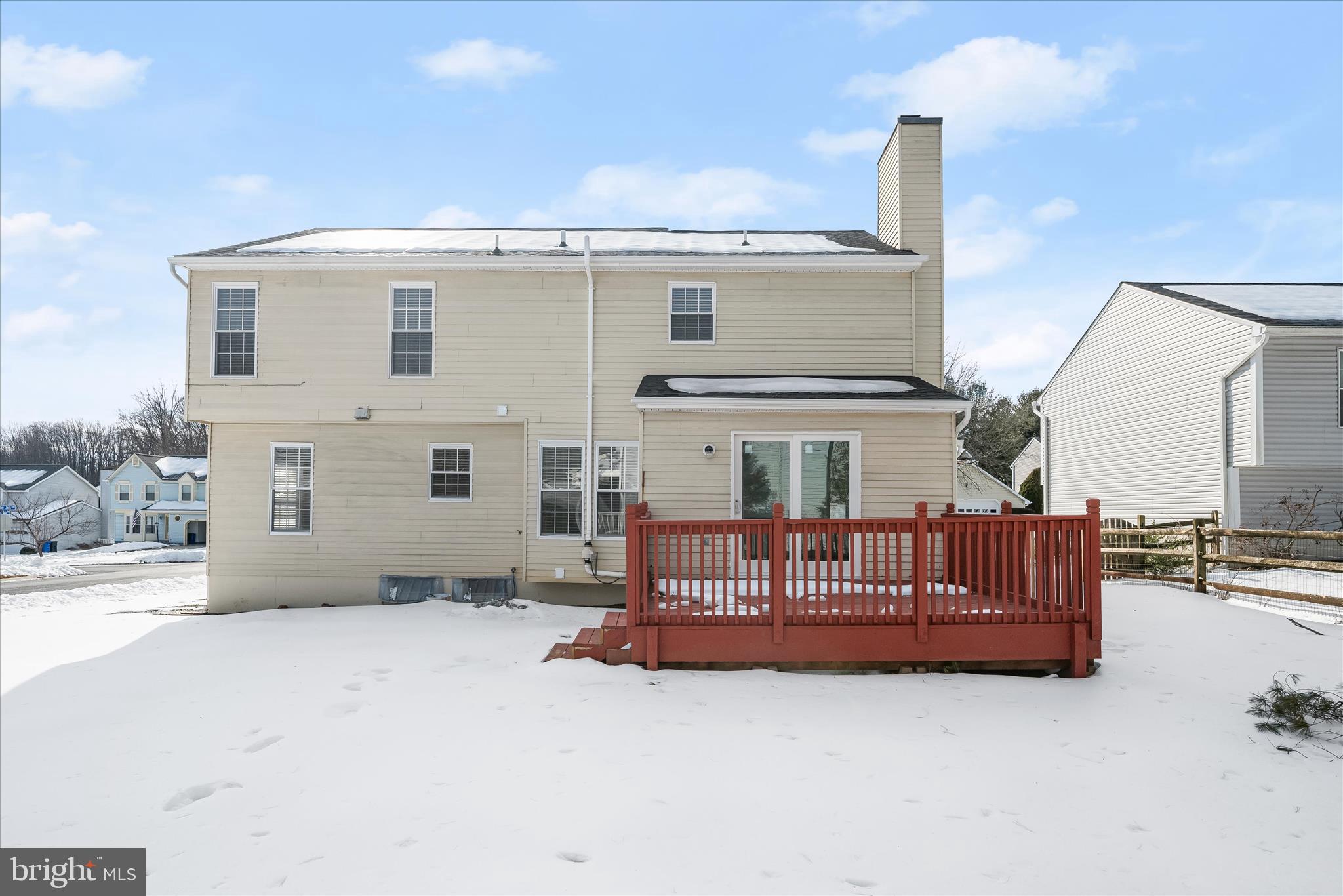 9500 Windbeat Way Columbia, MD 21046 - Photo 58 of 64 Rear of home with large level lot