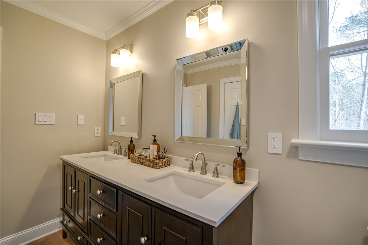 5624 North Hawthorne Way Raleigh, NC 27613 - Photo 16 of 25 Photo 16