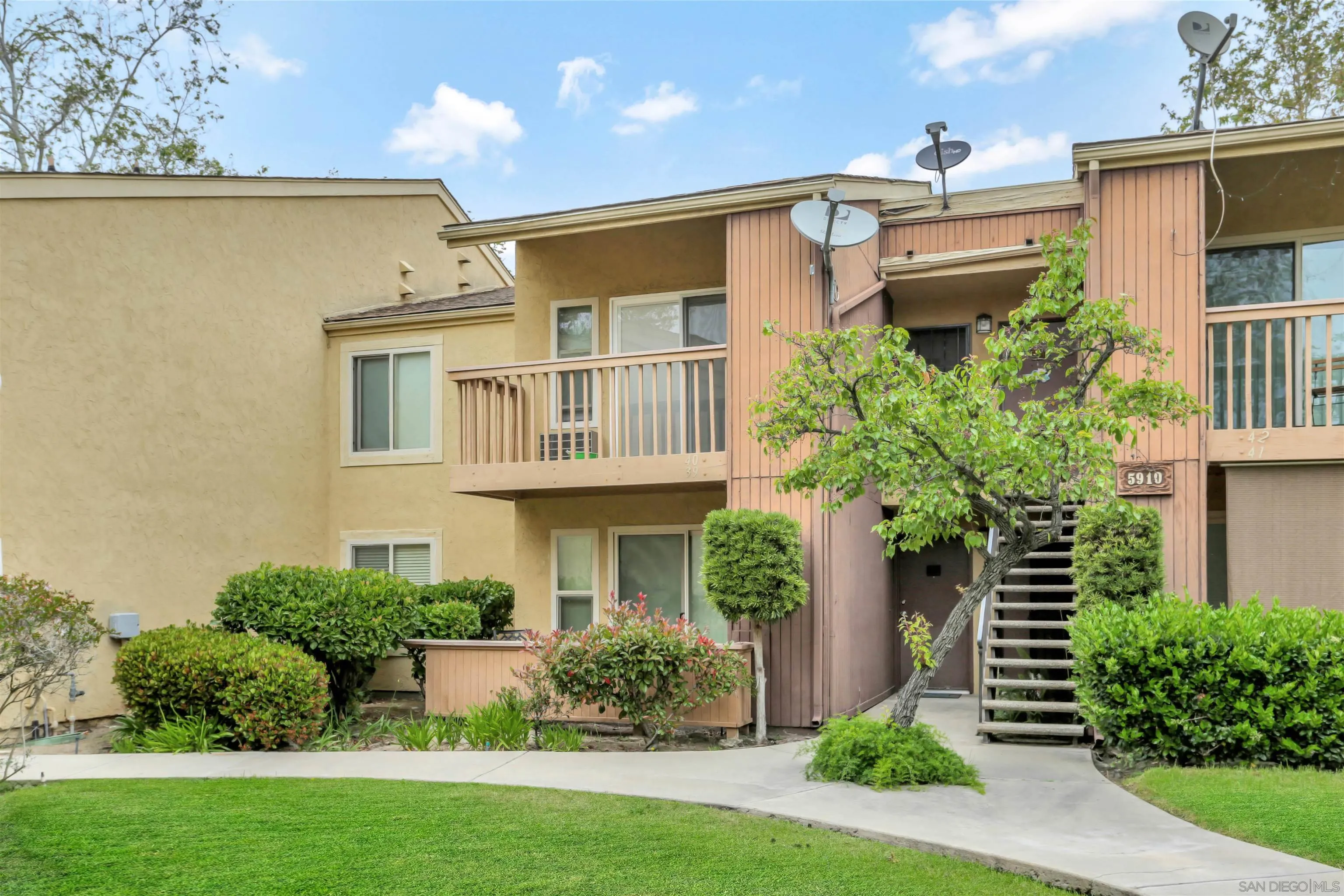 5910 Rancho Mission Road, Unit 39 San Diego, CA 92108 - Photo 9 of 24 Gallery Image 9