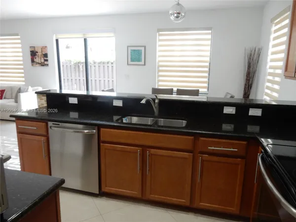 $920,000 | 11455 Northwest 88th Lane, Doral, FL 33178