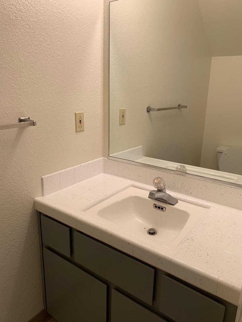 8101 Kelton Drive Gilroy, CA 95020 - Photo 20 of 32