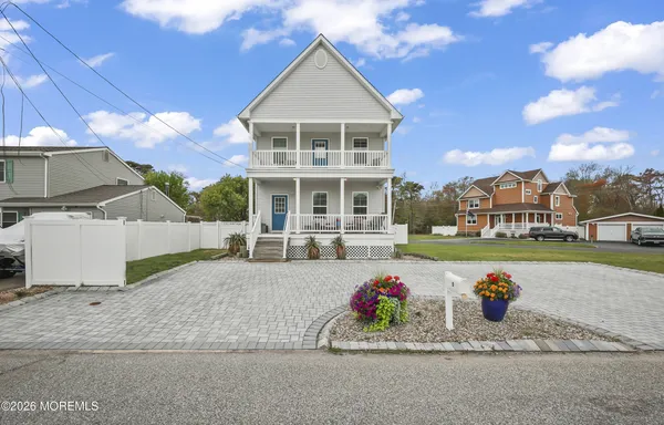$649,900 | 5 Bahia Court, Brick, NJ 08723