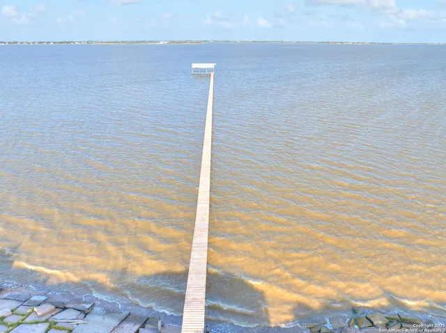 $2,655,000 | 1005 Shoreline Lane, Port Lavaca, TX 77979