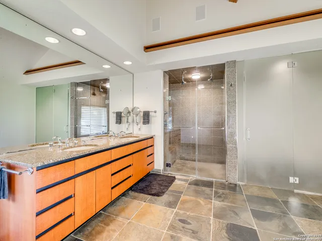 $2,655,000 | 1005 Shoreline Lane, Port Lavaca, TX 77979