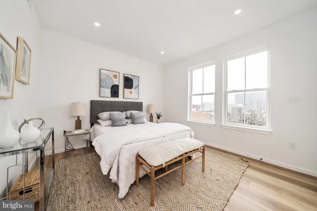 $2,900 | 750 19th Street Northeast, Unit 3, Washington, DC 20002