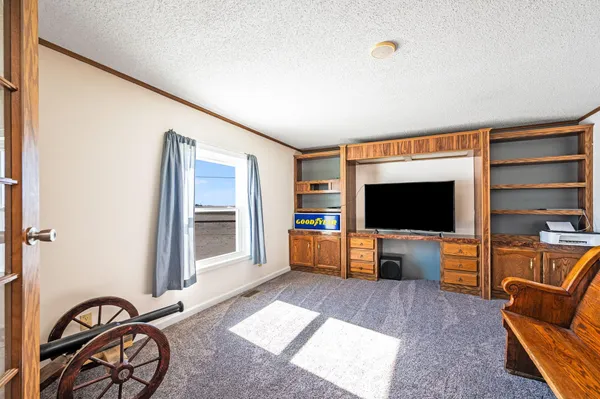 $275,000 | 1734 40th Street, Fairmont, MN 56031