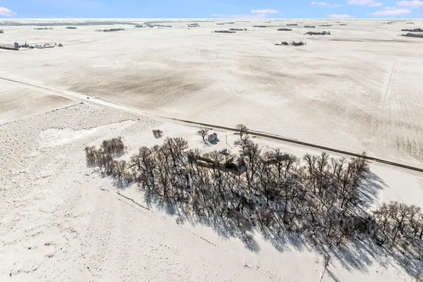 $275,000 | 1734 40th Street, Fairmont, MN 56031