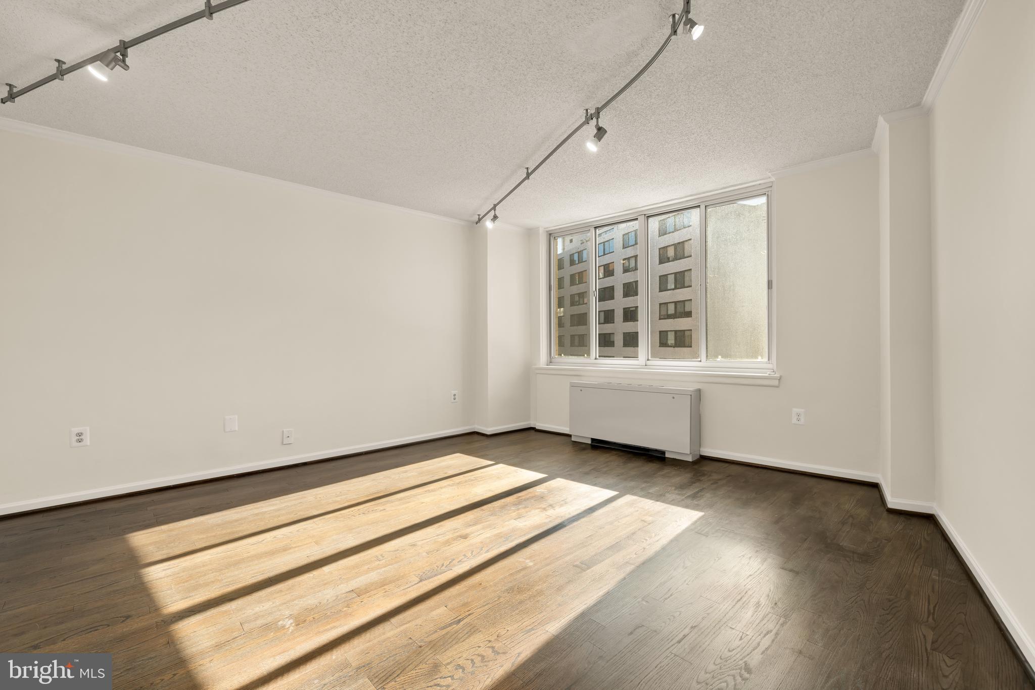 1239 Vermont Avenue Northwest, Unit 608 Washington, DC 20005 - Photo 22 of 35