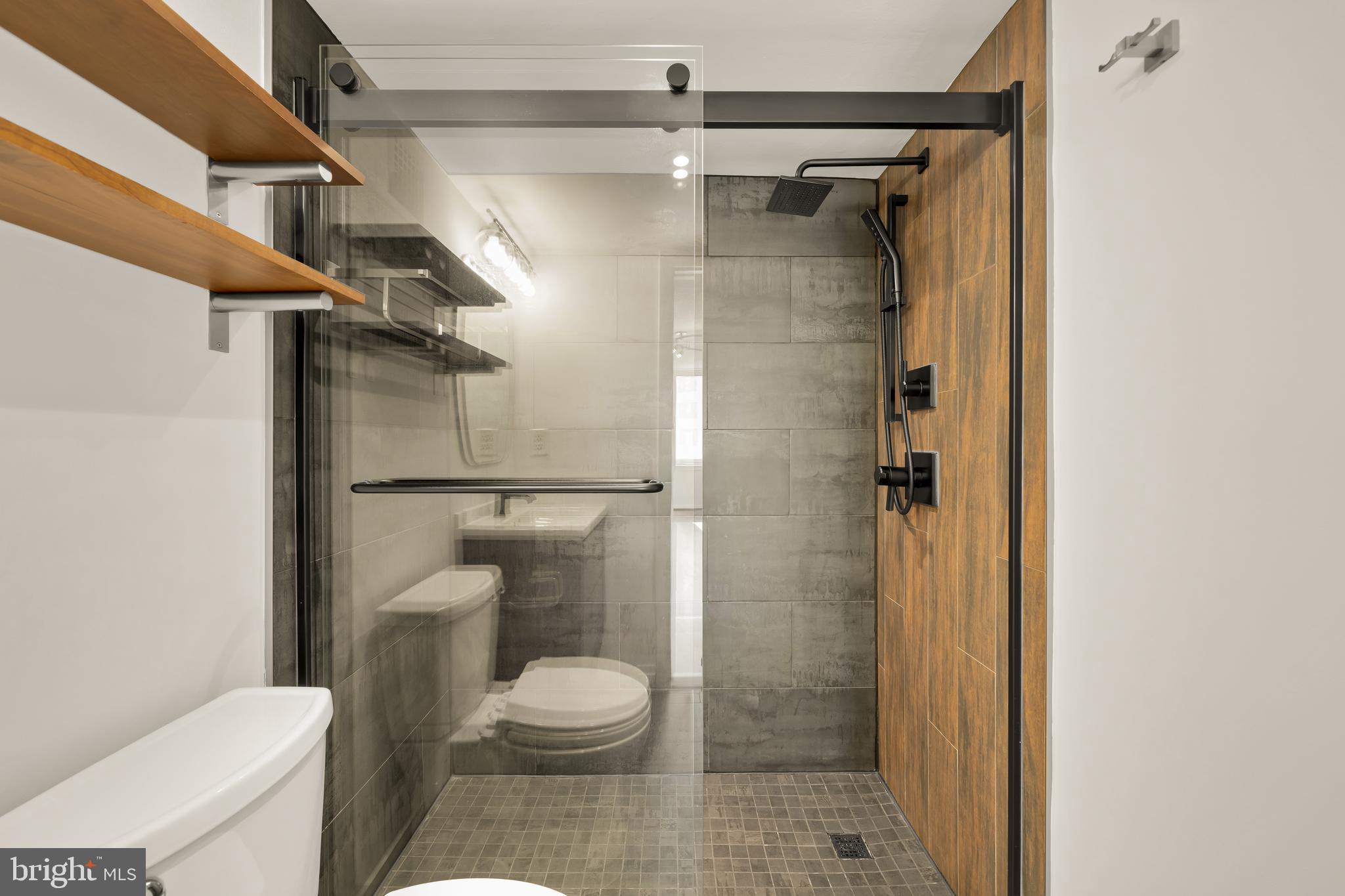 1239 Vermont Avenue Northwest, Unit 608 Washington, DC 20005 - Photo 28 of 35