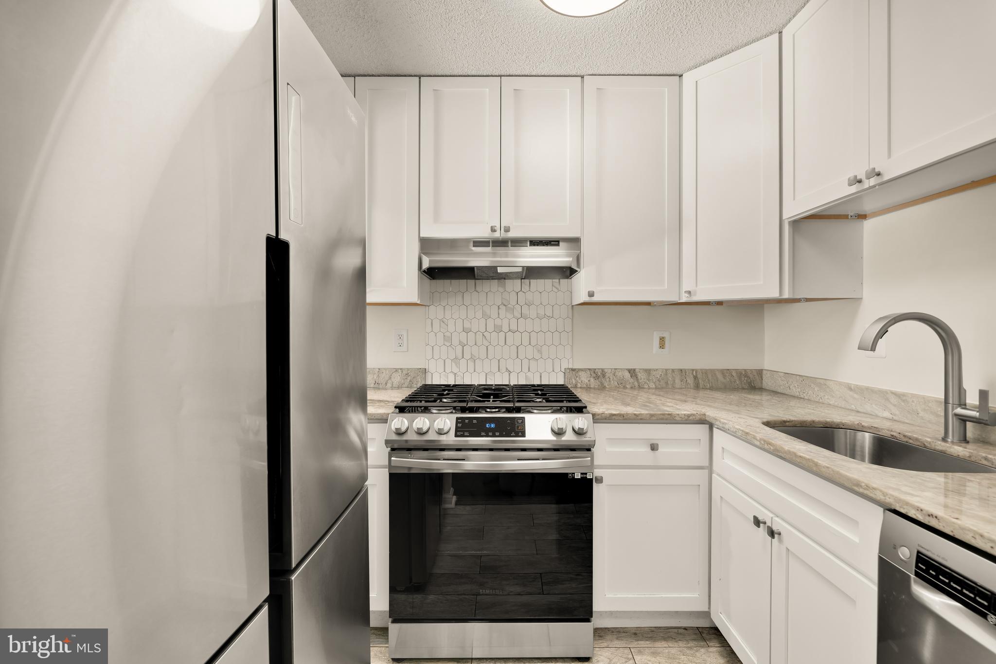 1239 Vermont Avenue Northwest, Unit 608 Washington, DC 20005 - Photo 4 of 35