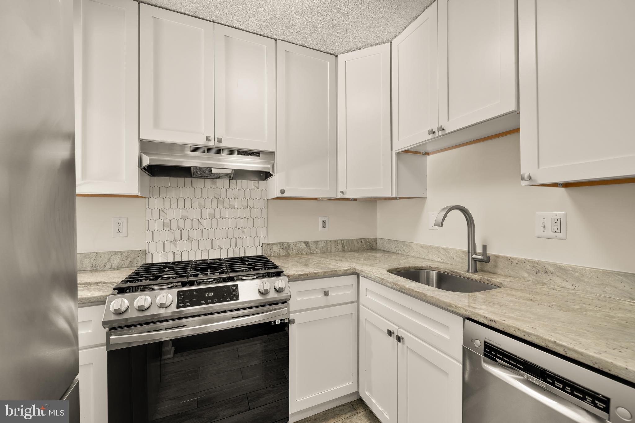 1239 Vermont Avenue Northwest, Unit 608 Washington, DC 20005 - Photo 5 of 35