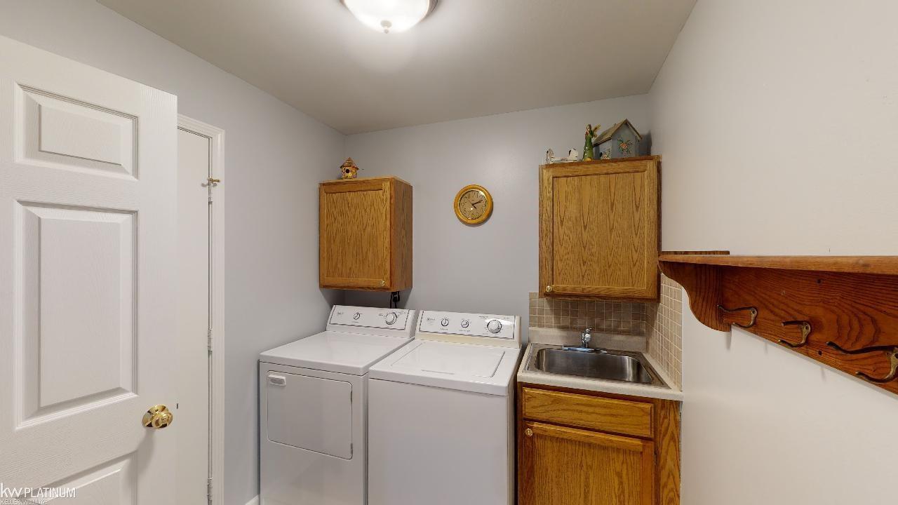50809 Raintree Circle New Baltimore, MI 48047 - Photo 32 of 50 Laundry Room