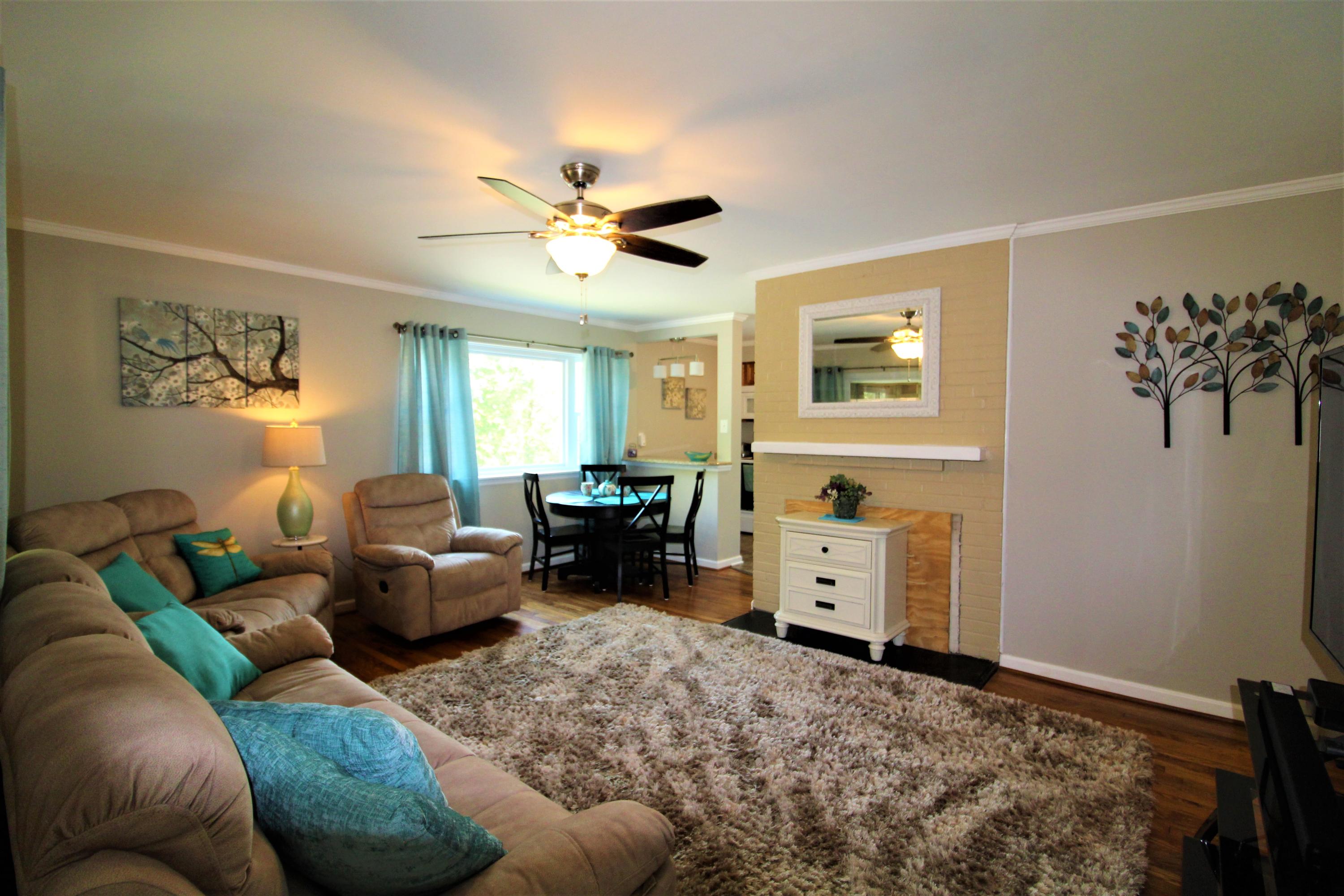 319 West Faunce Road Oak Ridge, TN 37830 - Photo 17 of 32 Living Room