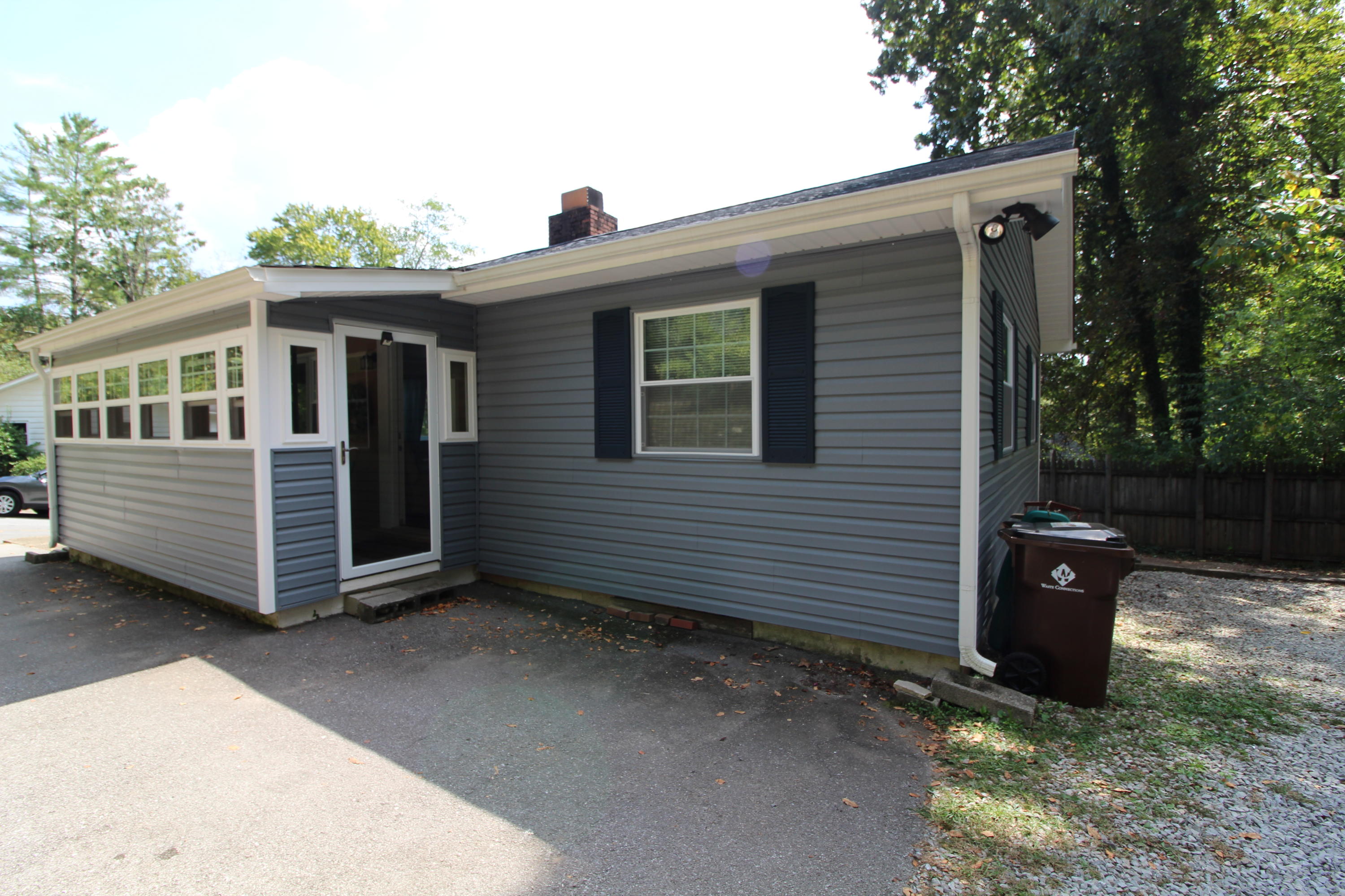 319 West Faunce Road Oak Ridge, TN 37830 - Photo 6 of 32 Exterior