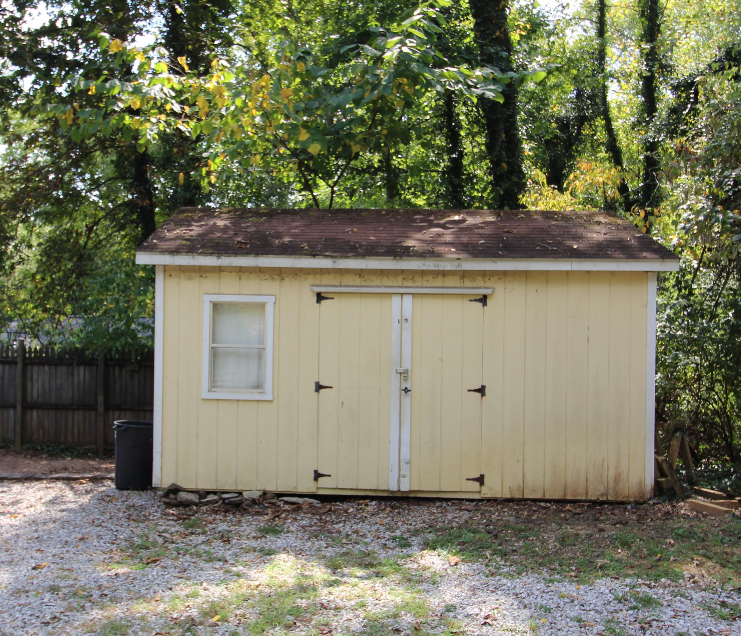 319 West Faunce Road Oak Ridge, TN 37830 - Photo 10 of 32 Shed