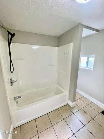 $499,000 | 2412-14 Bradley Street, Bristol, VA 24201