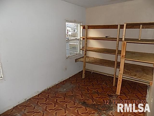 420 North 3rd Street Clinton, IA 52732 - Photo 12 of 13 Gallery Image 12