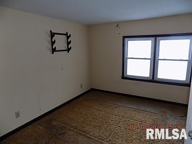 420 North 3rd Street Clinton, IA 52732 - Photo 2 of 13 Gallery Image 2