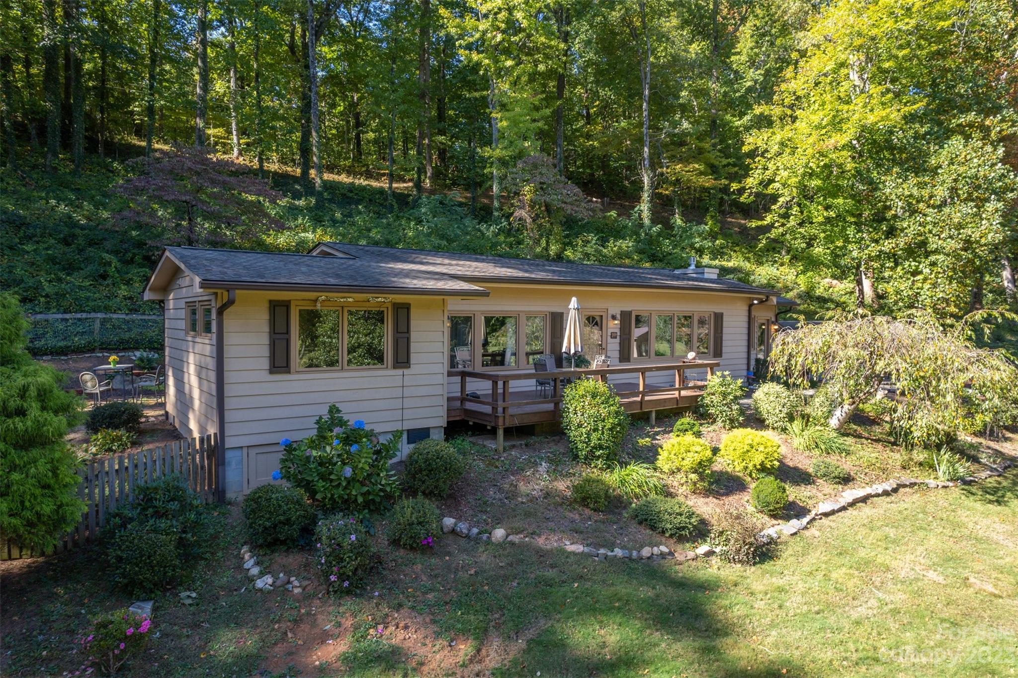 137 Judge Road Tryon, NC 28782 - Photo 1 of 48 Gallery Image 1