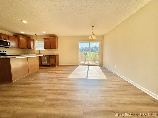 $304,900 | 3528 South Robbins Road, Lexington, IN 47138