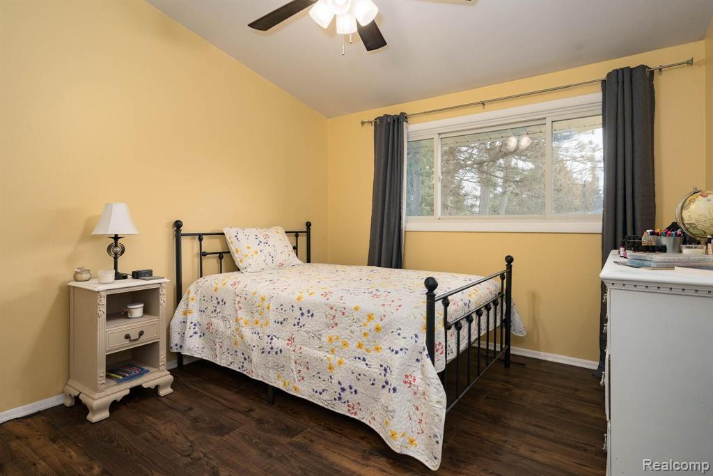210 Donegal Drive Rochester Hills, MI 48309 - Photo 25 of 48