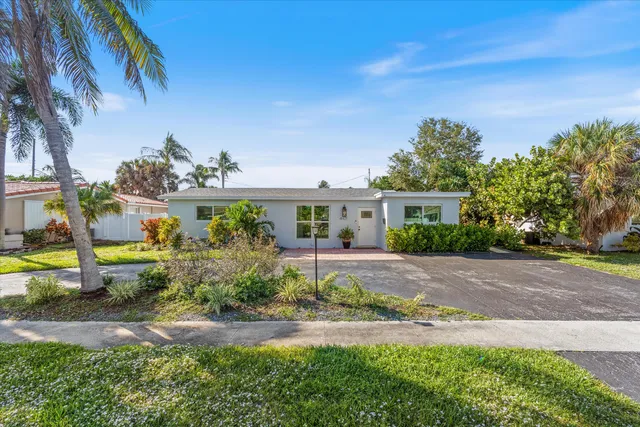 $5,300 | 4921 Northeast 23rd Avenue, Lighthouse Point, FL 33064