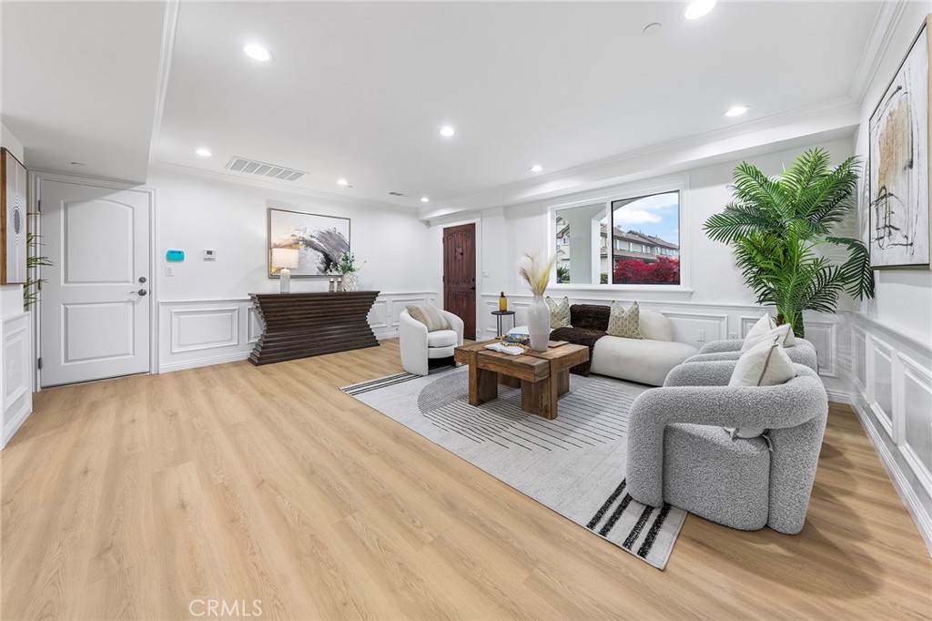 9040 Broadway Temple City, CA 91780 - Photo 6 of 33