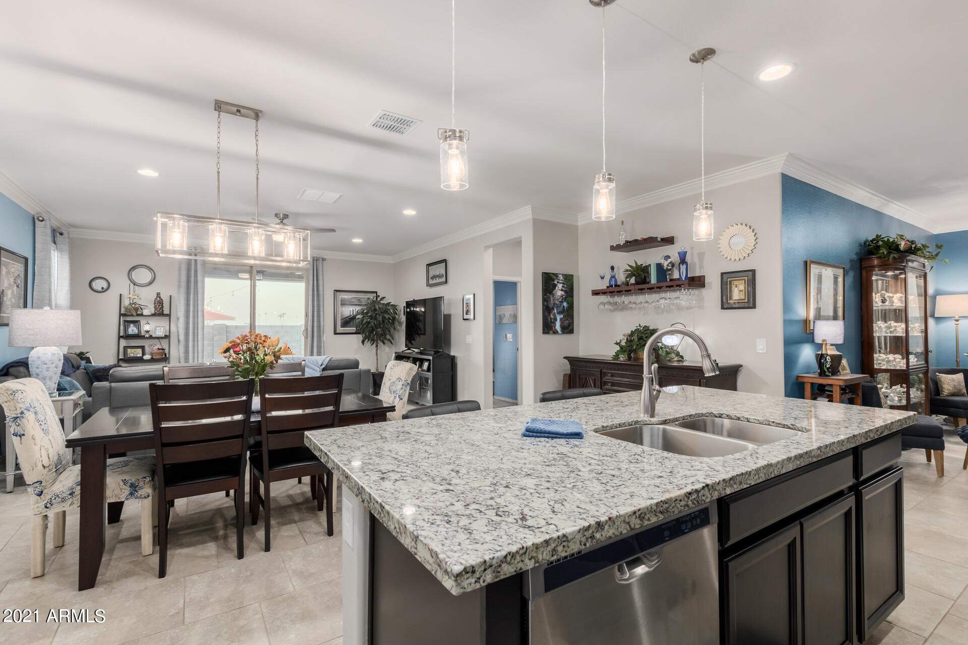 2834 West Apollo Road Phoenix, AZ 85041 - Photo 15 of 44 15 - Apollo