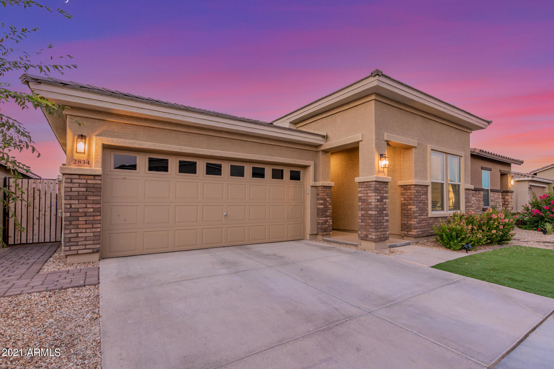 2834 West Apollo Road Phoenix, AZ 85041 - Photo 3 of 44 03 - Apollo