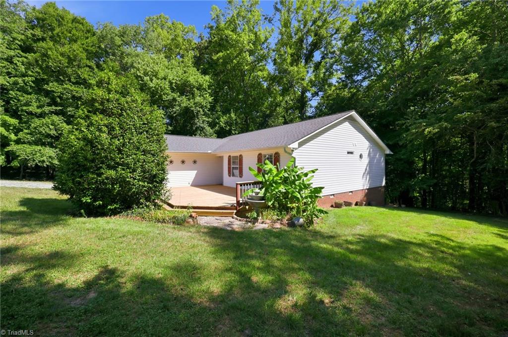 221 Farmview Road Madison, NC 27025 - Photo 6 of 45