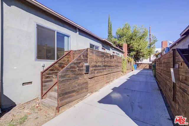 $3,595 | 3216 Bellevue Avenue, Los Angeles, CA 90026