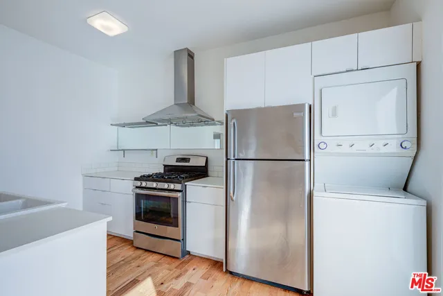 $3,595 | 3216 Bellevue Avenue, Los Angeles, CA 90026