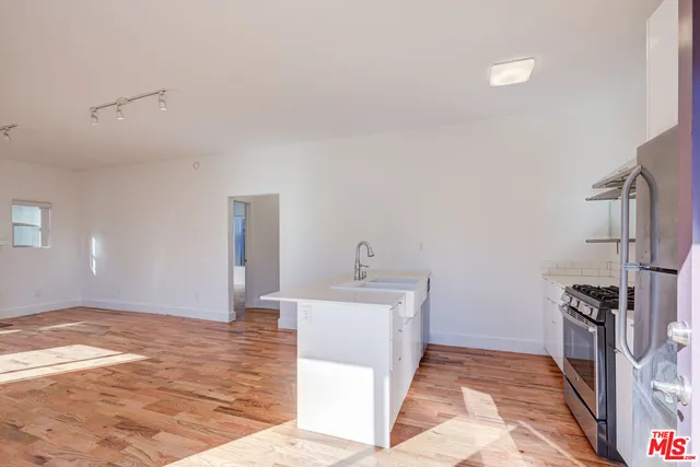 $3,595 | 3216 Bellevue Avenue, Los Angeles, CA 90026